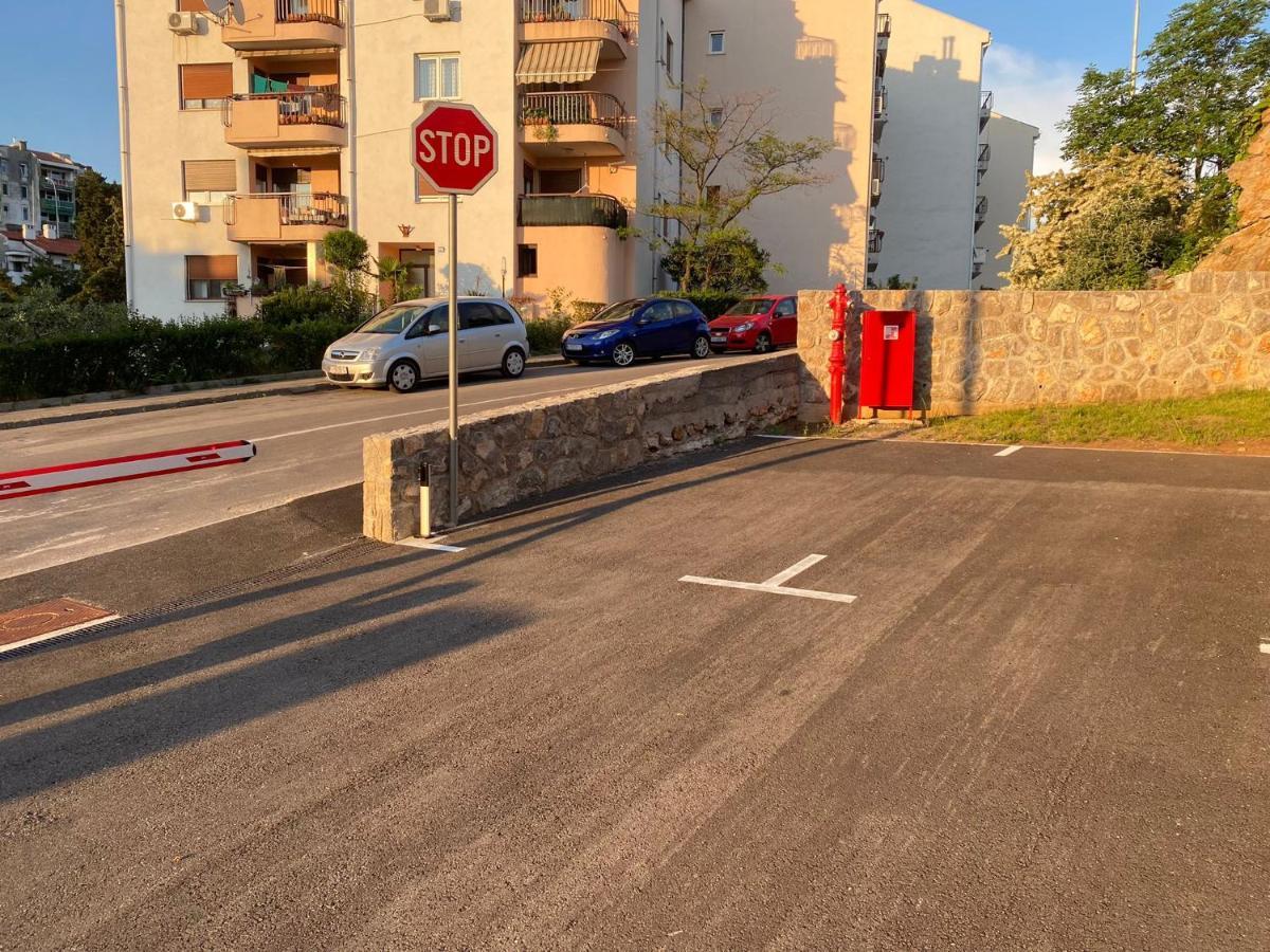 Apartman Neo Kantrida Rijeka Exteriör bild