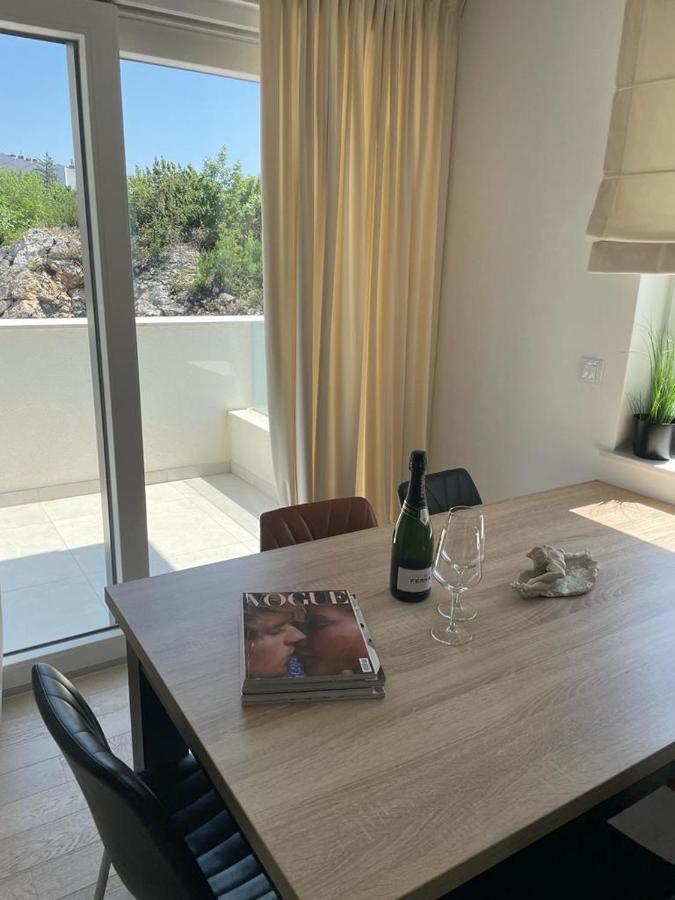 Apartman Neo Kantrida Rijeka Exteriör bild