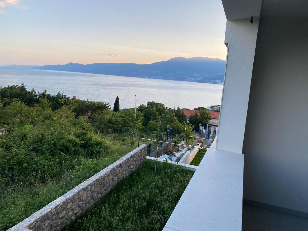 Apartman Neo Kantrida Rijeka Exteriör bild