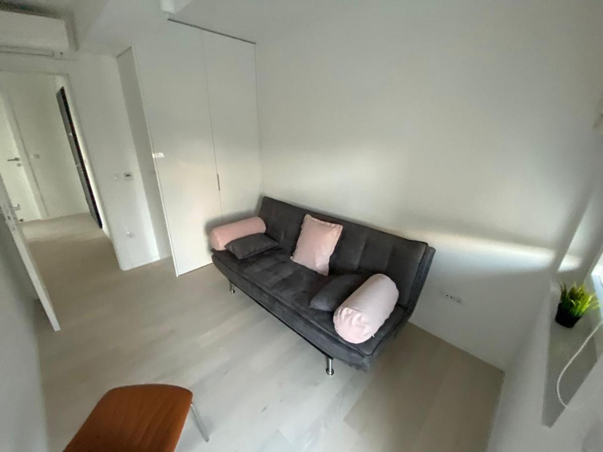 Apartman Neo Kantrida Rijeka Exteriör bild